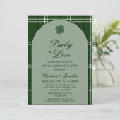 Green Tartan Plaid Lucky in Love Engagement Party 招待状 (スタンド正面)