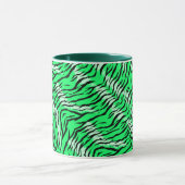 Green Tiger Animal Skin Pattern Design  マグカップ (中央)