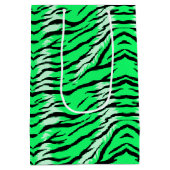 Green Tiger Animal Skin Pattern Design  ミディアムペーパーバッグ (裏面)