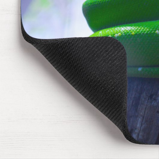 Green Tree Python (A) マウスパッド (コーナー)