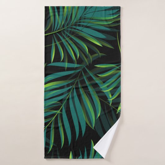Green tropical palm leaves. Seamless pattern graph バスタオル (バスタオル)
