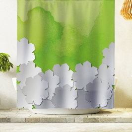 Green Watercolor and White Flowers シャワーカーテン