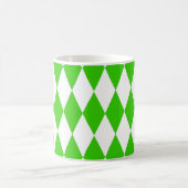 Green White Harlequin Diamonds Checkers Design  コーヒーマグカップ (中央)
