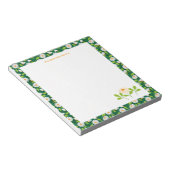 Green & White Spring Daisies & Vine Personalised ノートパッド (アングル)
