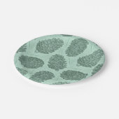 Green Winter Pinecones ペーパープレート (アングル)