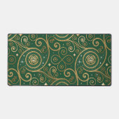 GREEN WITH GOLD SWIRLS AND FLOURISHES デスクマット (正面)