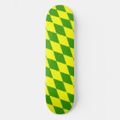 Green Yellow Harlequin Checkered Design スケートボード (正面)