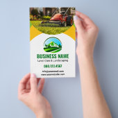 Green Yellow Lawn Care Landscaping Mowing チラシ (ハンドル)