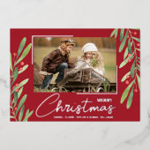 Greenery and Berries Christmas Photo 箔シーズンカード (正面)