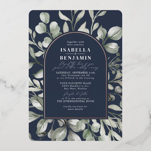 Greenery Arch Navy RSVP QRコードの結婚バラ金ゴールド 箔招待状 (正面)