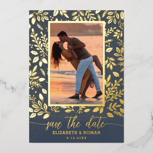 Greenery Botanical Photo Save the Date 箔招待状 (正面)