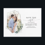 Greenery Eucalyptus写真Save the Date 案内ポストカード<br><div class="desc">緑豊かな緑とユーカリの葉は、日付のフォトポストカードを保存する</div>