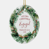 Greenery Reath私たちの最初のクリスマスの婚約写真 セラミックオーナメント (右)