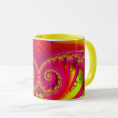 GRETA ～熱3Dフラク熱狂するラクタ～ピンクレッドイエローマグカップ マグカップ (正面右)