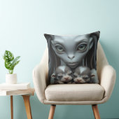 Grey Alien Holding Puppies クッション (椅子)
