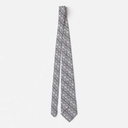 Grey and white lace pattern neck tie ネクタイ (裏面)