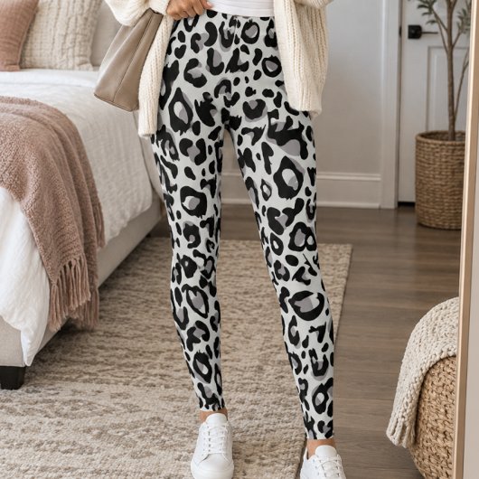 Grey Black Leopard Spots レギンス