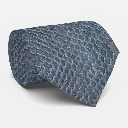 Grey Blue Faux Snakeskin on a ネクタイ (ロール)