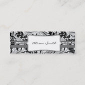 Grey victorian with label スキニー名刺 (裏面)