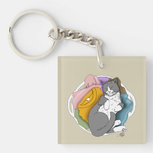 Grey White Cat Hair Laundry キーホルダー (正面)