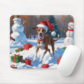 Greyhound走のクリスマス帽子と雪の中 マウスパッド (マウス)