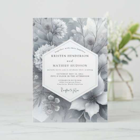 Greyscale Painterly Bloom Wedding 招待状 (スタンド正面)