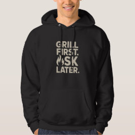 Grill First Ask Later BBQ Grill Dad Humor パーカ
