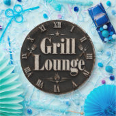 Grill Lounge Rustic BBQ Man Cave Grill Master Gift ペーパープレート (パーティー)