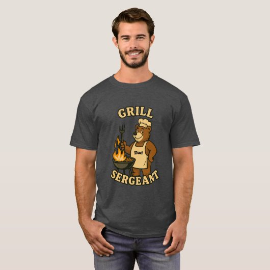 Grill Sergeant Bär Design für Papa Tシャツ (正面フル)