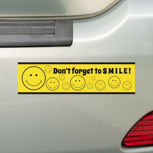 Grinning Face Don't Forget to SMILE Yellow バンパーステッカー (車上)