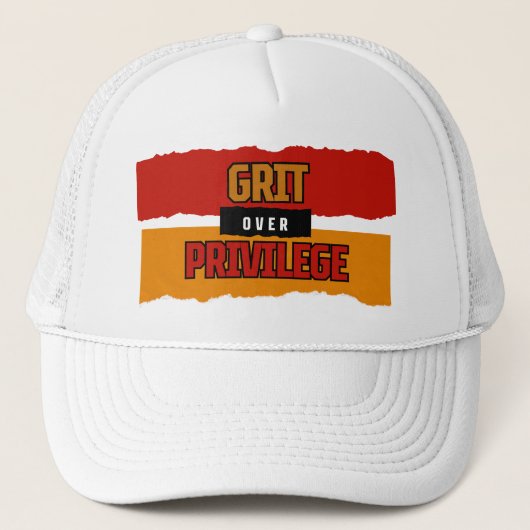 Grit Over Privilege™ 努力が報われる時代 クライム・ザ・クラウン(頂点に立つ)で キャップ (正面)