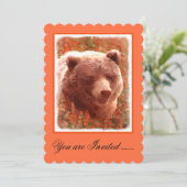 Grizzly Bear Cub in Fireweed'絵画's Wildlife Art 招待状 (スタンド正面)