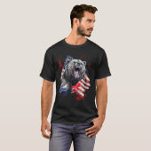 Grizzly Bear Grunge American Flag 4th Of July Patr Tシャツ (正面フル)