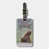 Grizzly Bear Plays With Sign ラゲッジタグ (正面縦)