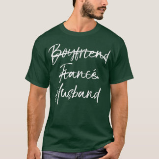 Groom's Wedding Gift Not Boyfriend Fiance Marked O Tシャツ