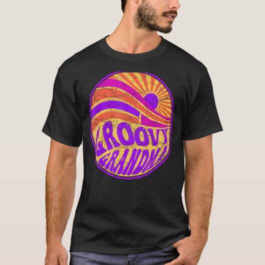 Groovyおばあちゃん70s美学ノスタルジア1970sレター Tシャツ (正面)