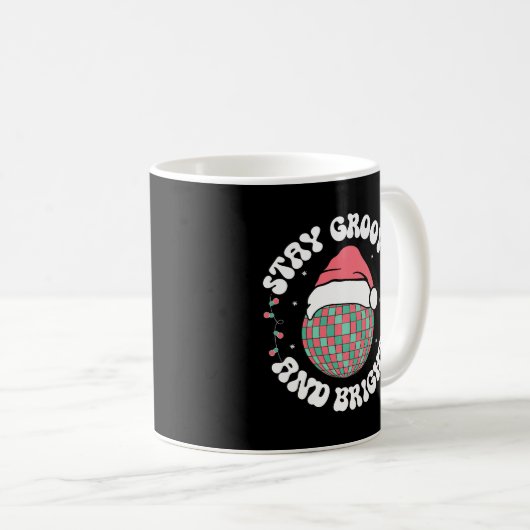 Groovyと明るいGroovyクリスマスホリデー コーヒーマグカップ (正面右)