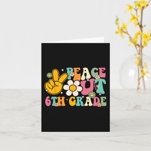 Groovyの学校の最後の日の6年生の卒業 カード (黄色い花)
