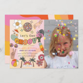 Groovyを取得しようレトロガールフォト誕生日 招待状 (正面/裏面)