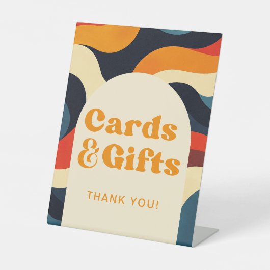 Groovyカラフルレトロ波状ボーホカードとギフト 台座サイン (正面)