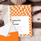 Groovyカラフル市松模様にユニークレトロ結婚の 招待状