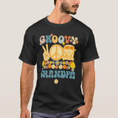 GroovyグランドパレトロマッチングファミリーベビーシャワーF Tシャツ (正面)
