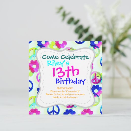 Groovyヒッピー平和のサインフラワーパワースパークルパット 招待状 (スタンド正面)