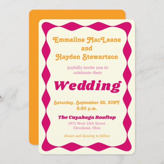 Groovyピンクと金ゴールド縁どの波状結婚の 招待状 (正面/裏面)