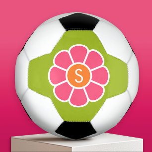 Groovyピンクデイジーとカスタムオレンジモノグラム サッカーボール