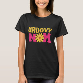 GroovyママレトロフラワーTシャツ Tシャツ