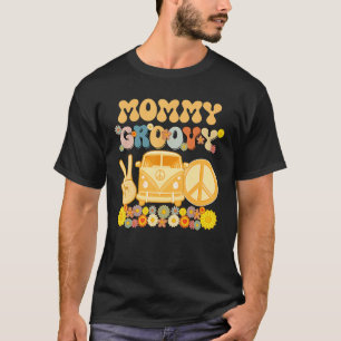Groovyママレトロマッチングファミリーベビーシャワーモット Tシャツ