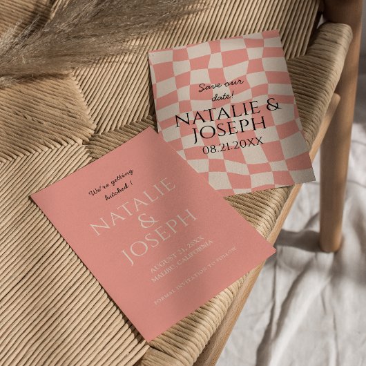 Groovyモダンレトロカラフルおもしろいユニーク結婚の セーブザデート