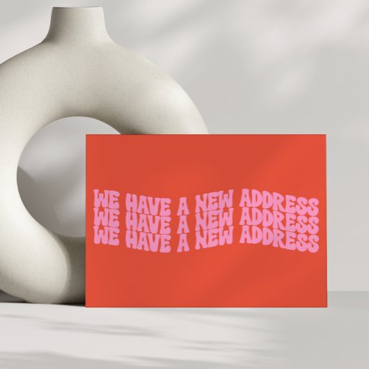 Groovyレトロピンクオレンジ我々は新しいホームムービング移動 案内ポストカード