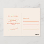 Groovyレトロピンクオレンジ新しいホームアドレスを移動 ポストカード (裏面)